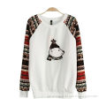 Printed fleece sweatshirt with crew neck for women